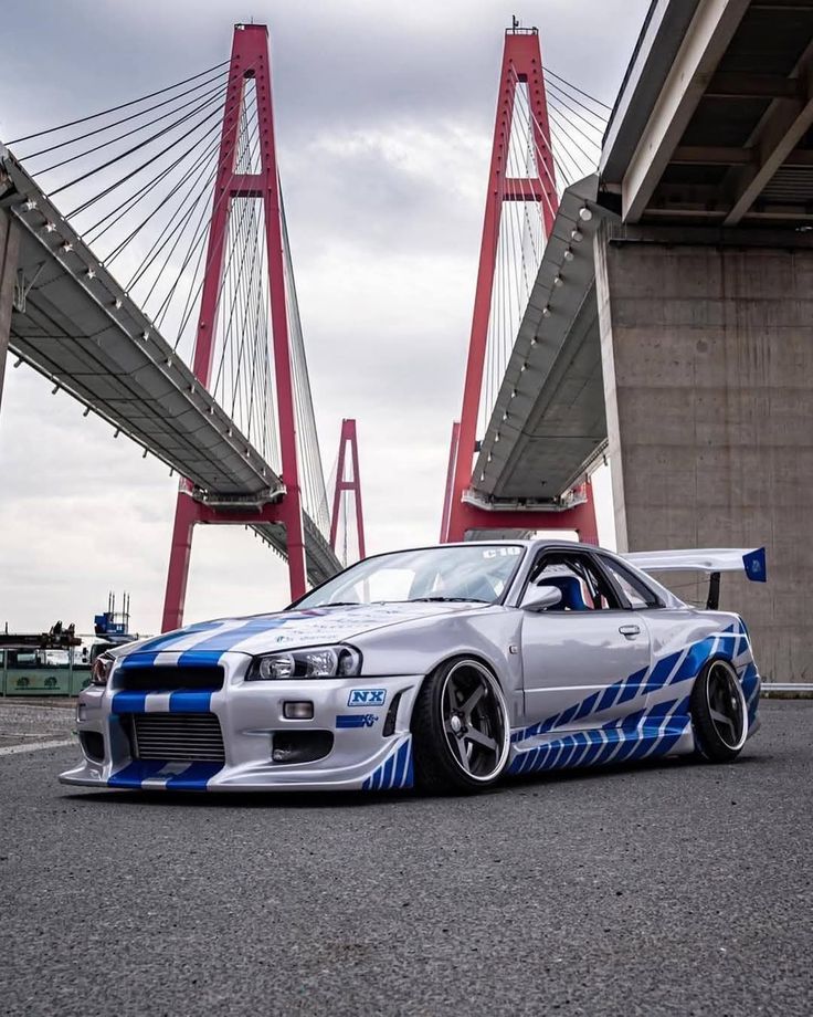 Nissan Skyline GT-R R34